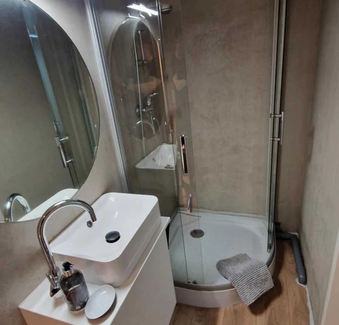 Drews Shelter - Charming Apartment Vienna