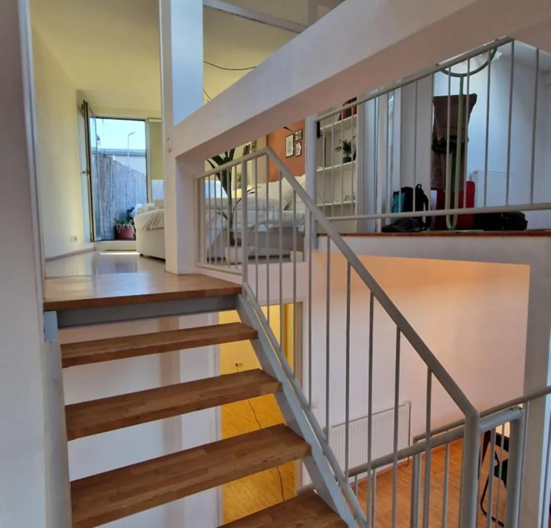 Drews Shelter - Charming Apartment Vienna Austria
